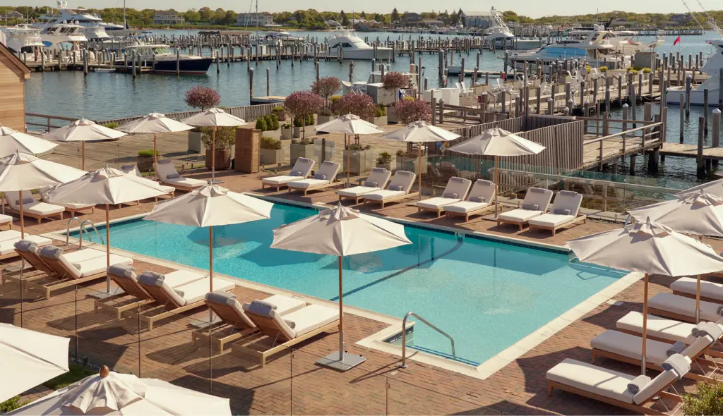 https://www.sperrytentshamptons.com/wp-content/uploads/2026/07/Gallery-_MarinaClubView-1-1024x590-1.webp